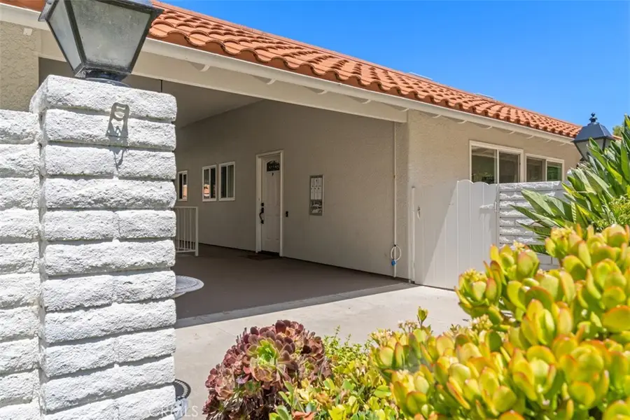 2046 Via Mariposa E #P, Laguna Woods, CA 92637 - #2
