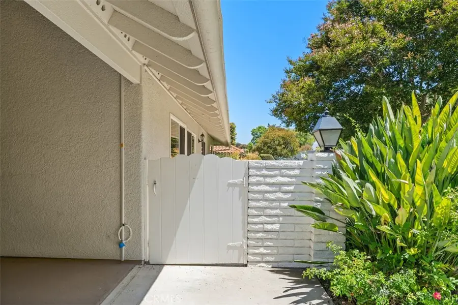 2046 Via Mariposa E #P, Laguna Woods, CA 92637 - #3