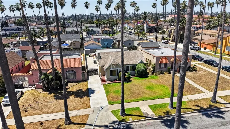 5709 S Harcourt, Los Angeles, CA 90043 - #3