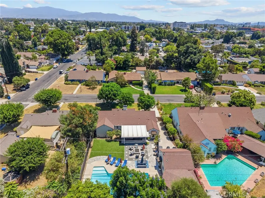6951 Chisholm, Van Nuys, CA 91406 - #2