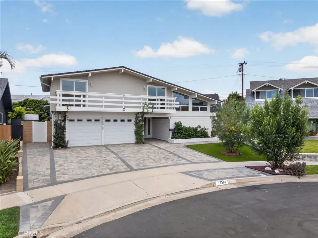 17361 Alta Vista, Huntington Beach, CA 92647 - #1