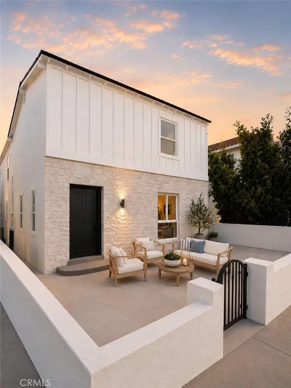 40 Claremont, Long Beach, CA 90803