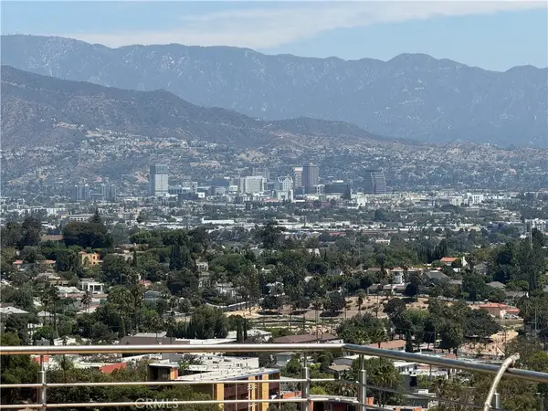 2266 Ronda Vista, Los Angeles, CA 90027