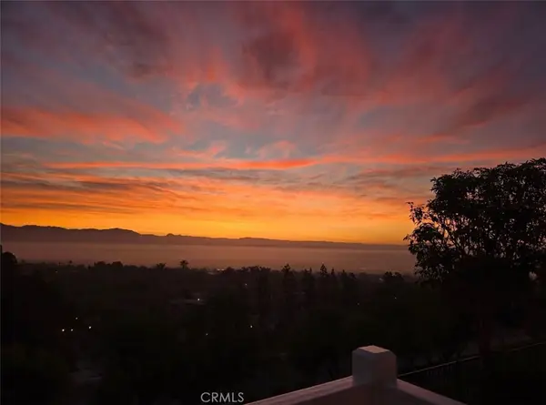 30 Groveside Drive, Aliso Viejo, CA 92656