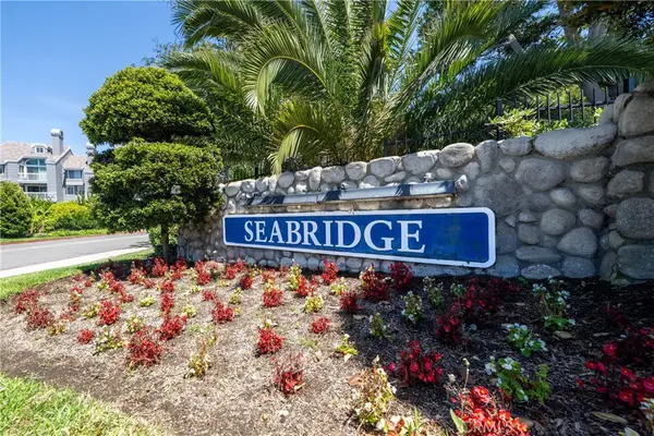 20301 Bluffside Circle #211, Huntington Beach, CA 92646