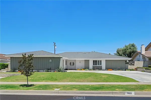 933 Ave Boxwood Avenue, Fullerton, CA 92835