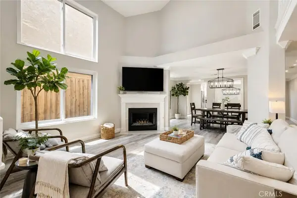 1209 Alabama Street, Huntington Beach, CA 92648