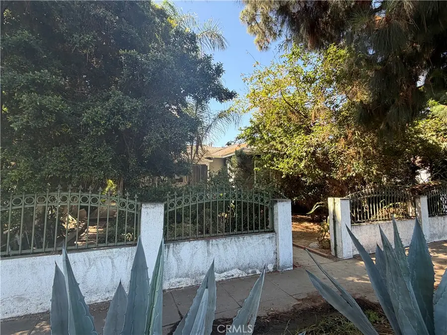 18750 Nordhoff, Northridge, CA 91324 - #2