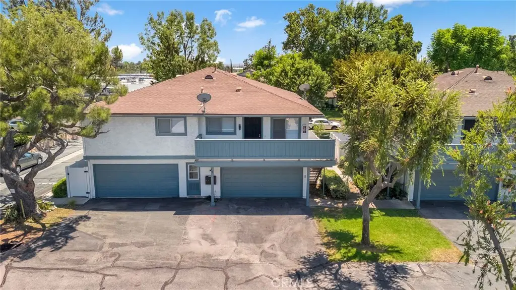 865 W 13th St #4, Azusa, CA 91702 - #1