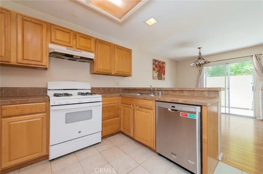 107 Oxford #34, Irvine, CA 92612 - #2