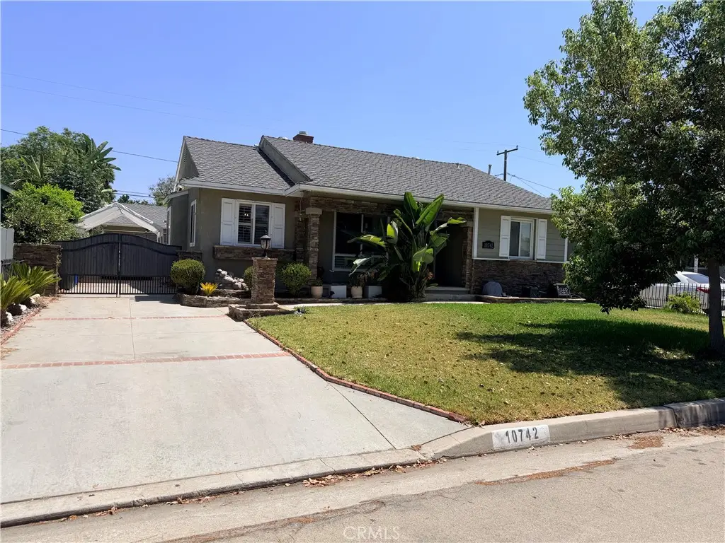 10742 Virginia, Whittier, CA 90603 - #1