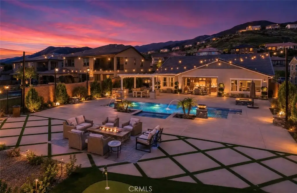 2627 Chad Zeller, Corona, CA 92882 - #1