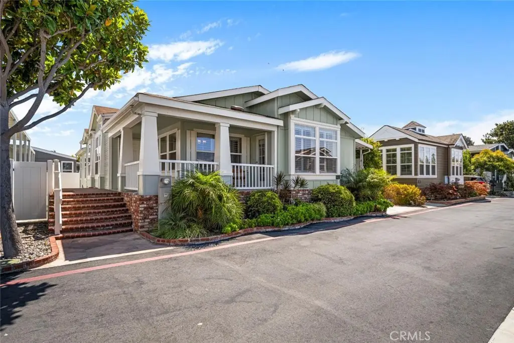 16422 Poipu Ln, Huntington Beach, CA 92649 - #1