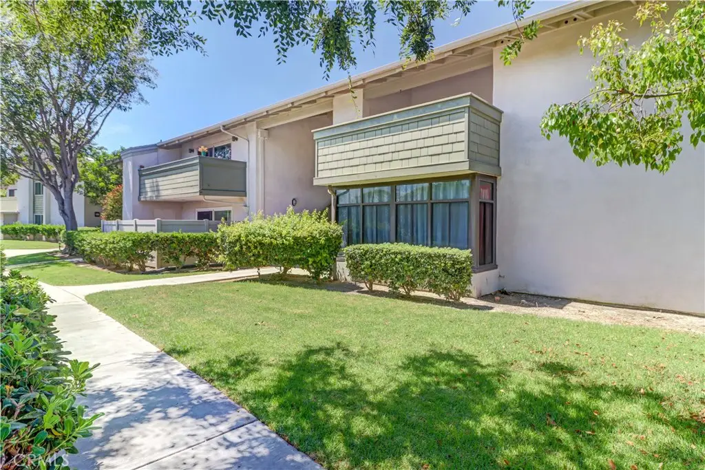 8633 Portola Court #17-E, Huntington Beach, CA 92646 - #1