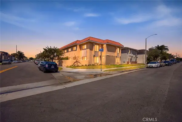 1501 Huntington Street, Huntington Beach, CA 92648