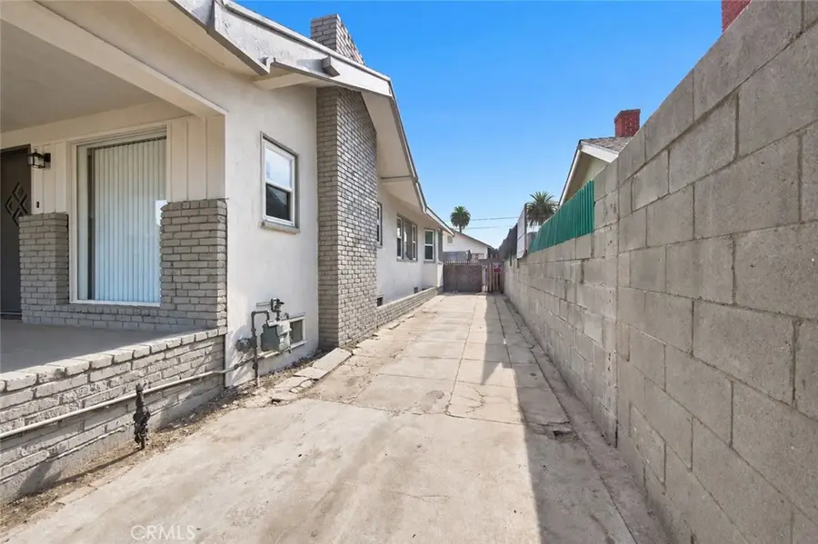 5032 S Wilton Place, Los Angeles, CA 90062 - #3
