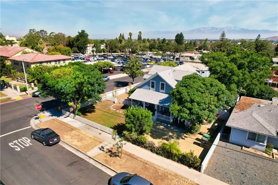 523 W 5th Street, Corona, CA 92882 - #3