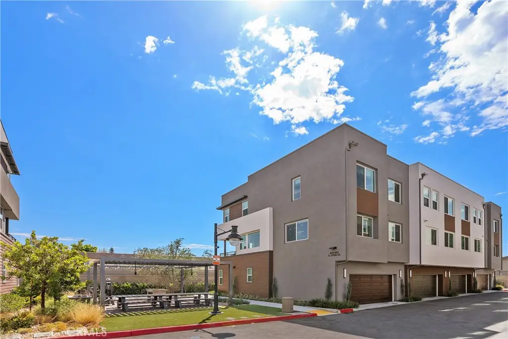 651 S Lyon Street, Santa Ana, CA 92701 - #1