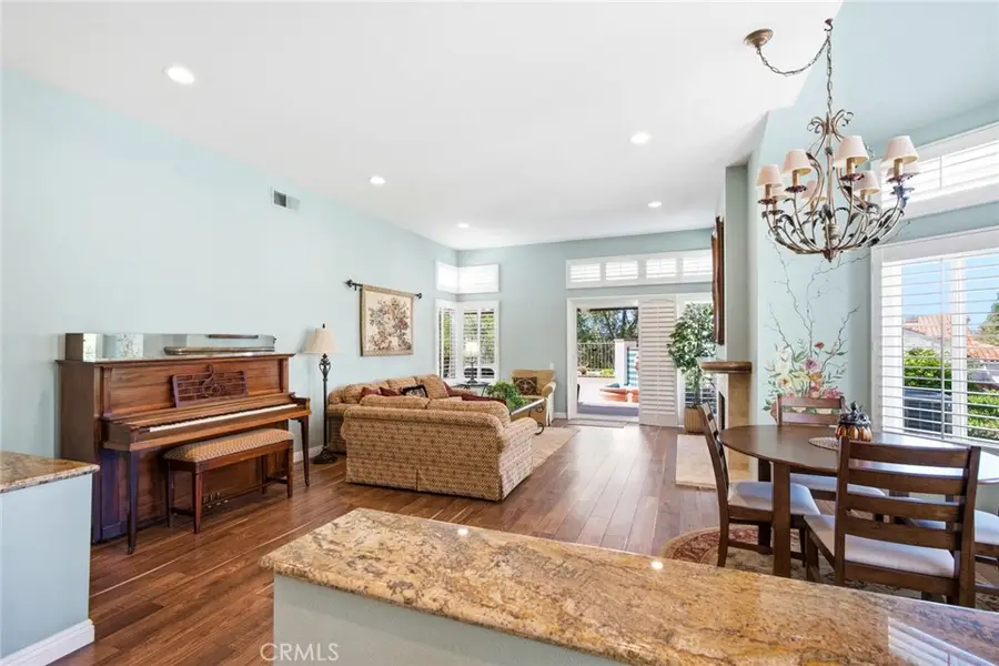 11 Calle Katrina, Rancho Santa Margarita, CA 92688 - #3