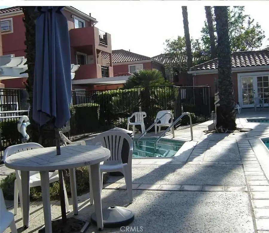 409 Utica, Huntington Beach, CA 92648 - #3