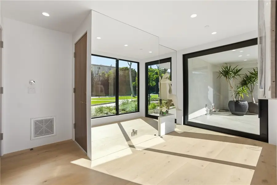 2910 Bayside, Corona Del Mar, CA 92625 - #3