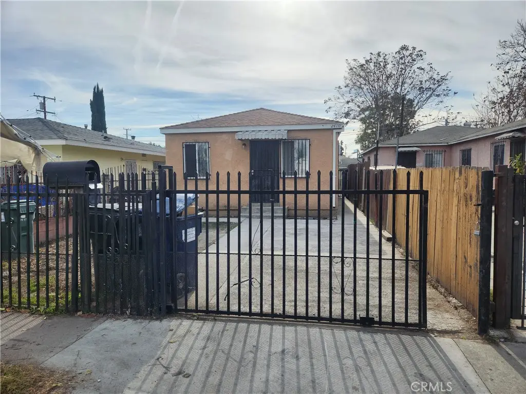 2410 E 115th, Los Angeles, CA 90059 - #1