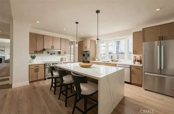 18 Hillsdale, Newport Beach, CA 92660