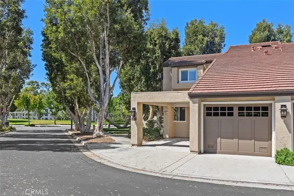 142 Stanford Court #71, Irvine, CA 92612