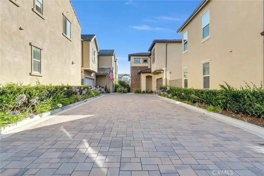 1164 Portola Oaks Dr, Lake Forest, CA 92610 - #2