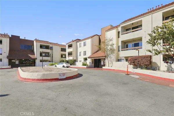 700 W 3rd Street #A209, Santa Ana, CA 92701