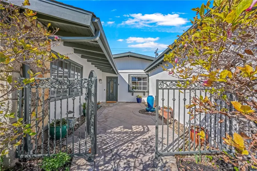 17151 Treehaven, Huntington Beach, CA 92647 - #3