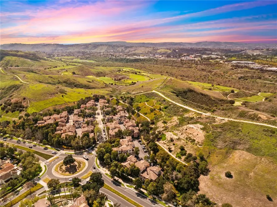 17 Baccus, Ladera Ranch, CA 92694 - #2