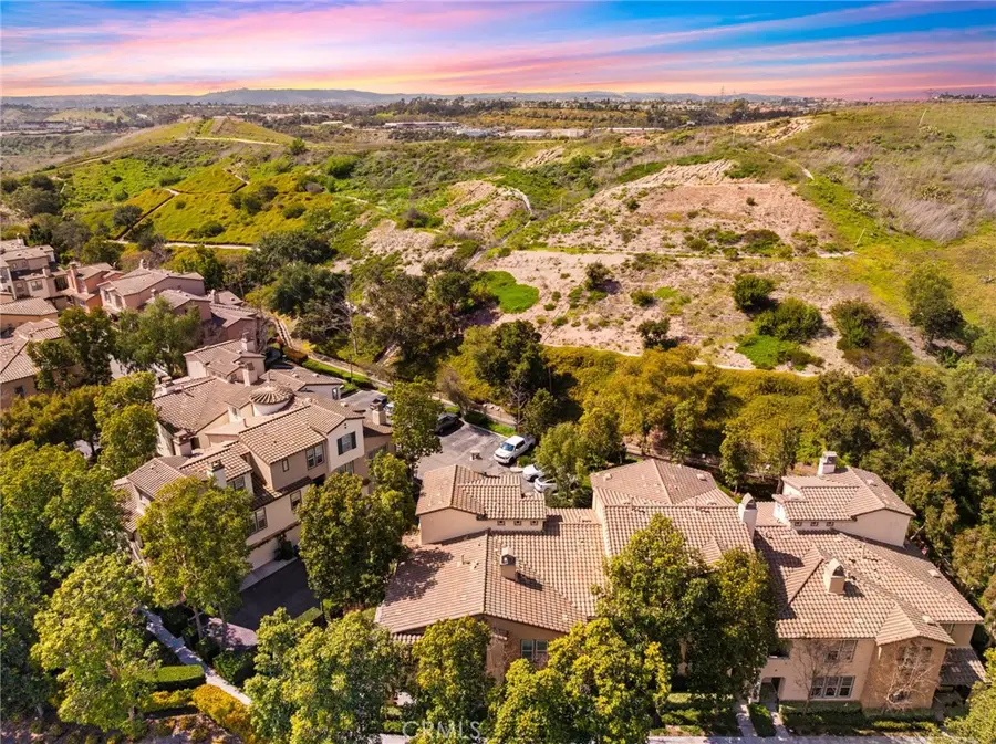 17 Baccus, Ladera Ranch, CA 92694 - #3