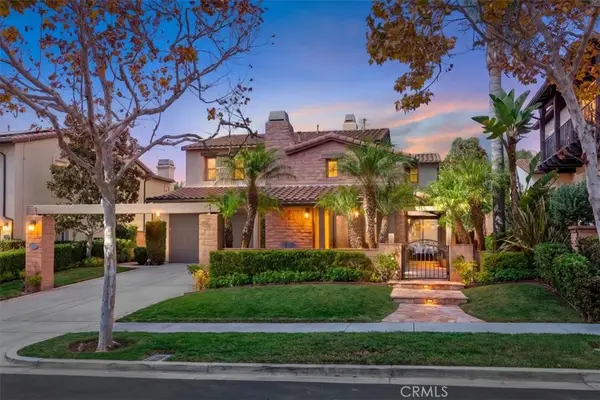 15 Julia Street, Ladera Ranch, CA 92694