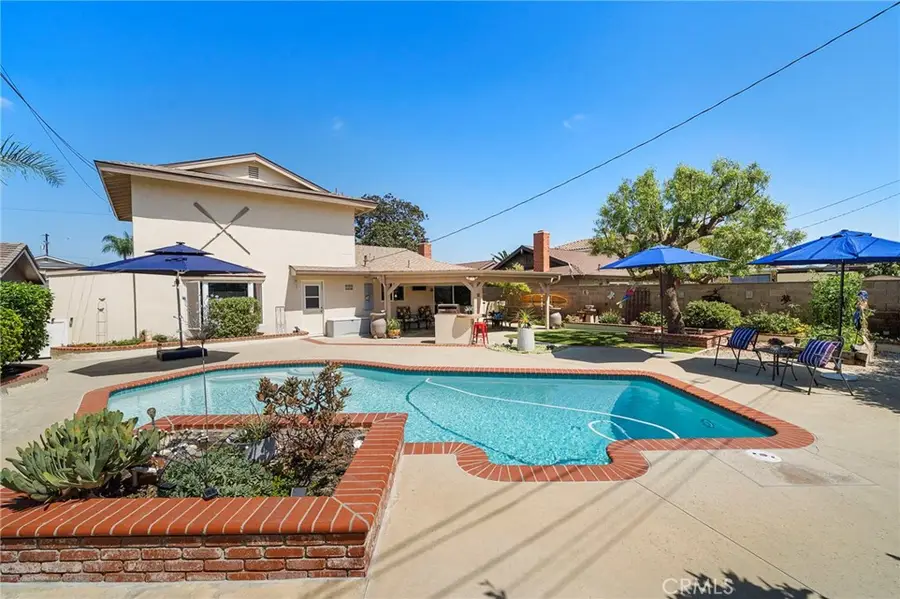 9690 Dove Circle, Fountain Valley, CA 92708 - #2