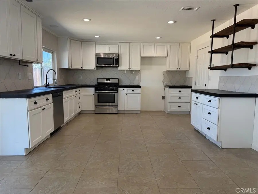 21360 Sandia, Apple Valley, CA 92308 - #3