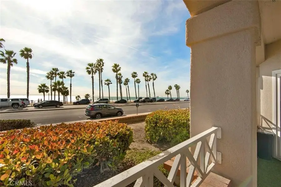 900 Pacific Coast, Huntington Beach, CA 92648 - #3