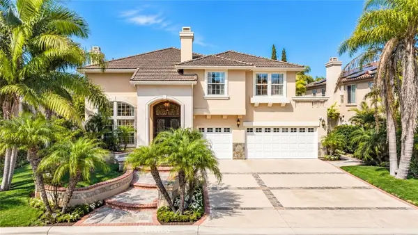 6831 Turf Drive, Huntington Beach, CA 92648