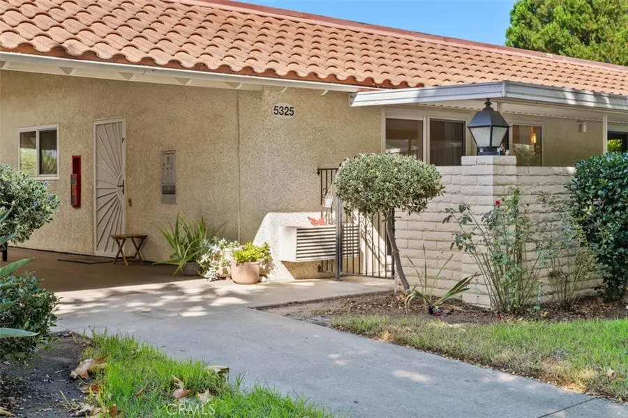 5325 Bahia Blanca W #p W, Laguna Woods, CA 92637 - #2