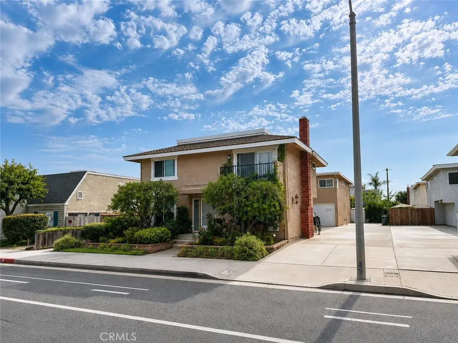 16672 Algonquin, Huntington Beach, CA 92649 - #2