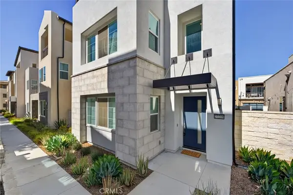 27216 Coyote Bush Court, Valencia, CA 91381