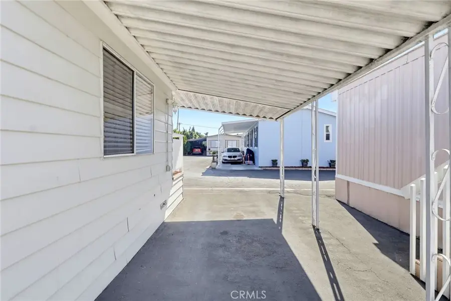 2060 Newport Boulevard #21, Costa Mesa, CA 92627 - #3
