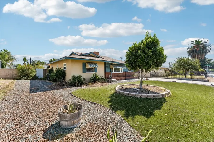 5047 Golden, Riverside, CA 92505 - #2