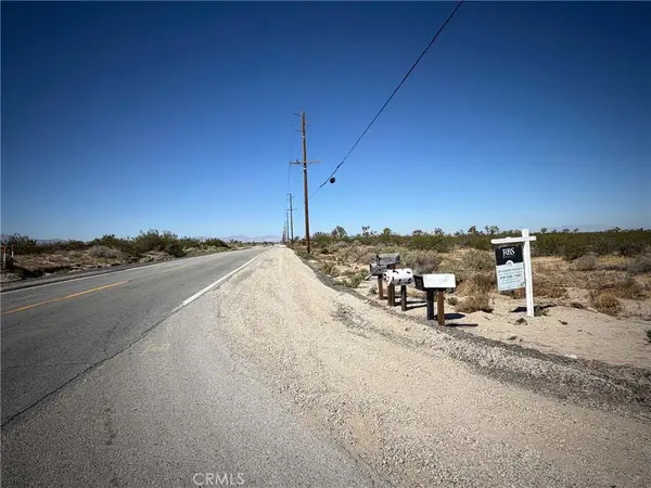 140 th 140th Street, Sun Village, CA 93543