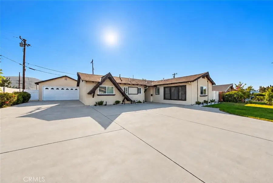 11252 S Church St, Orange, CA 92869 - #3