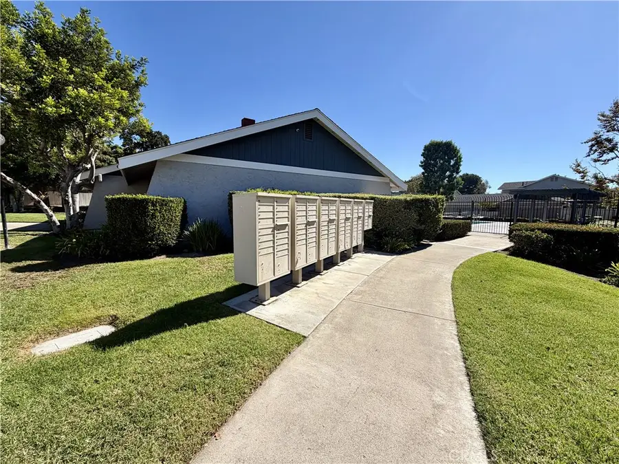 22871 Leo Ln #49, Lake Forest, CA 92630 - #3
