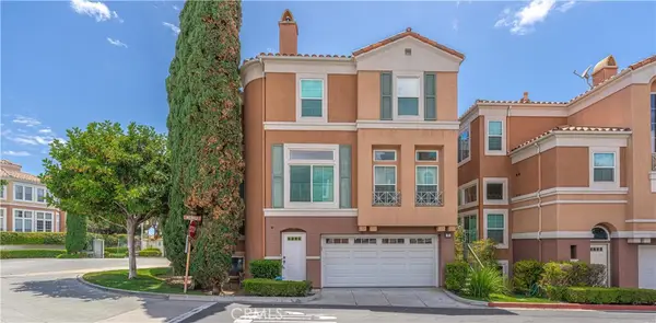 7 Medici Ais, Irvine, CA 92606
