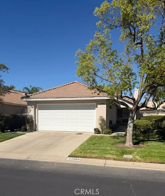 23980 Via Astuto, Murrieta, CA 92562