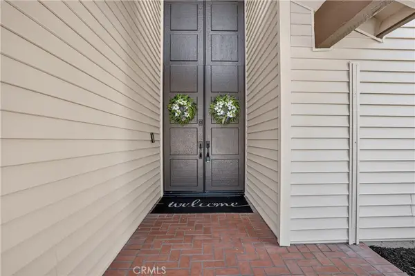 1972 Royal Oak Road, Tustin, CA 92780
