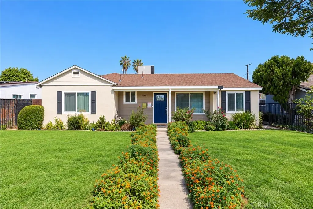 19417 Vanowen, Reseda, CA 91335 - #1